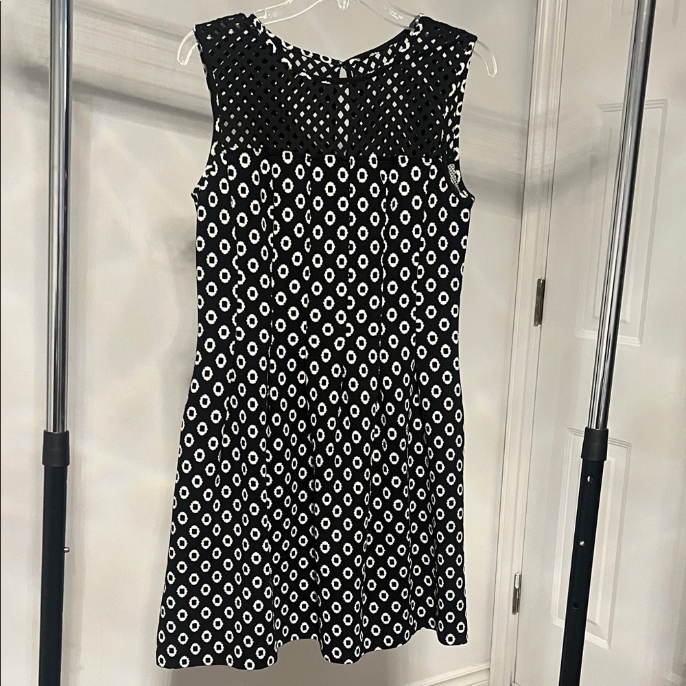 Chic Black and White Geometric Mini Dress